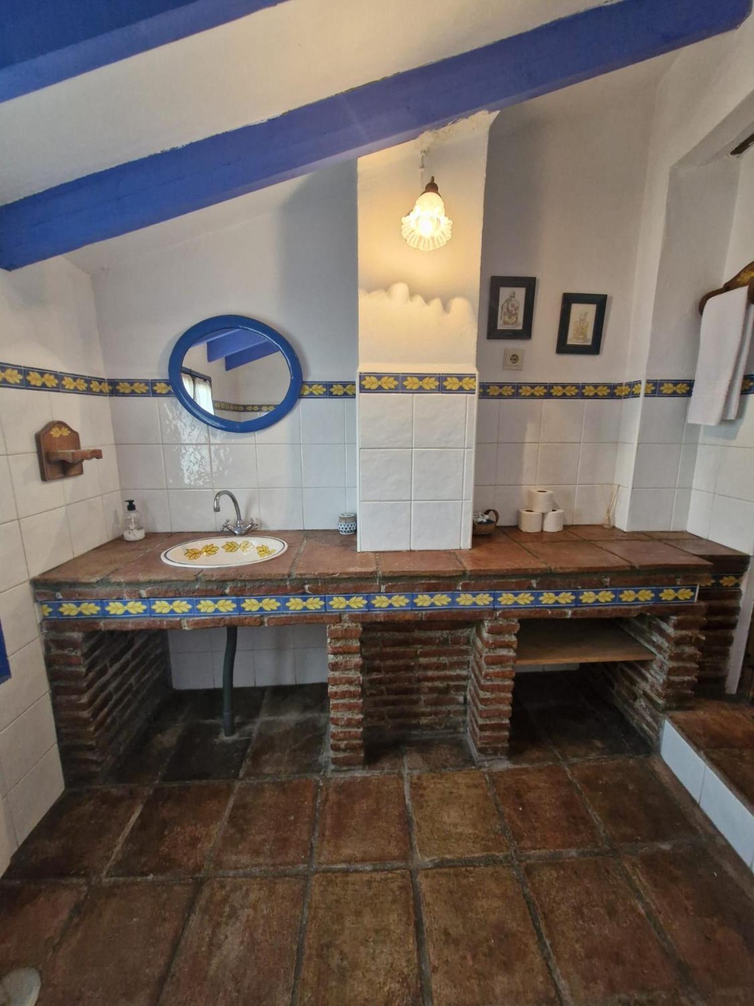 Hotel Rural Verde Oliva Комарес Номер фото