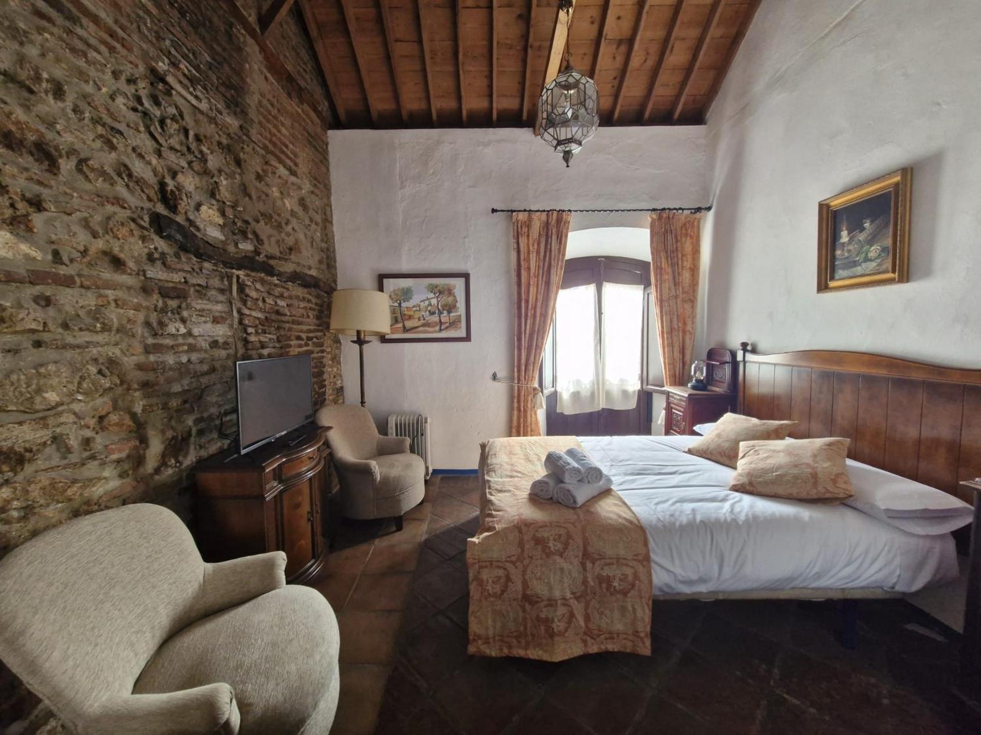 Hotel Rural Verde Oliva Комарес Экстерьер фото