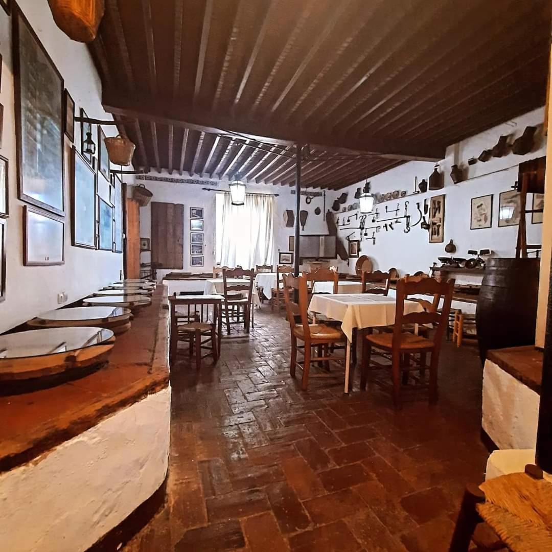 Hotel Rural Verde Oliva Комарес Экстерьер фото