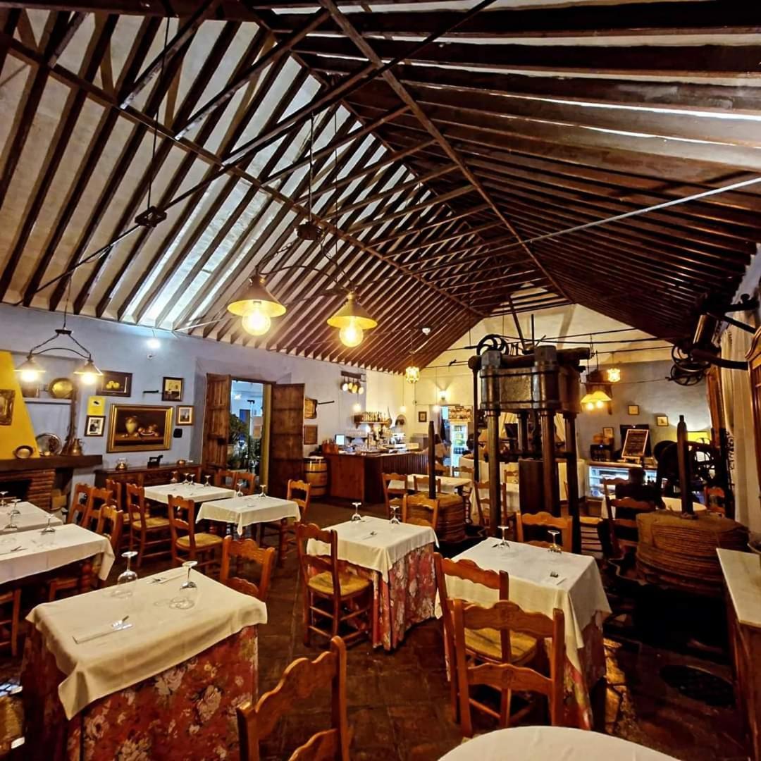 Hotel Rural Verde Oliva Комарес Экстерьер фото