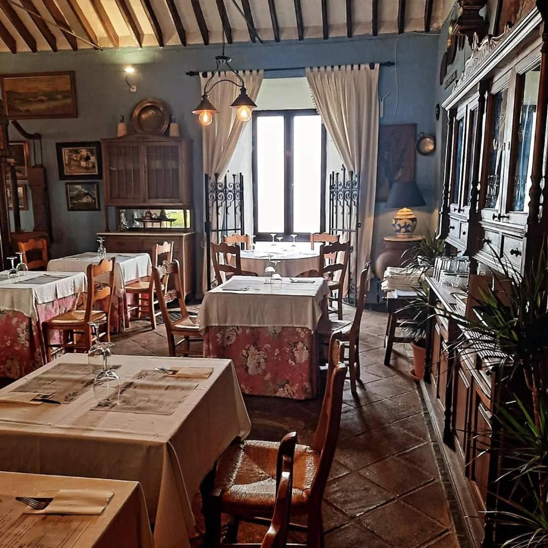 Hotel Rural Verde Oliva Комарес Экстерьер фото